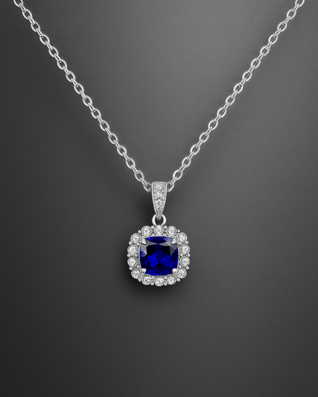 Collar con Zircon Azul y Halo de Circonitas